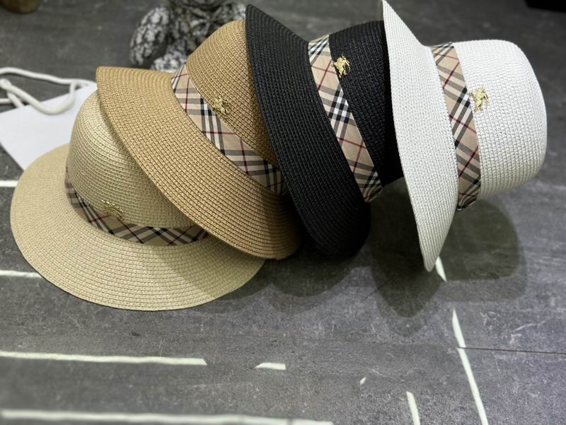 Burberry Top hat 1020
